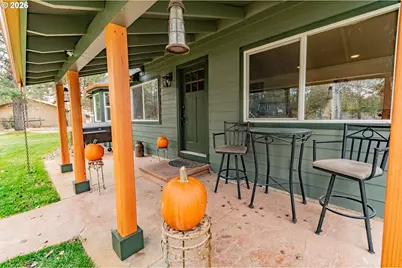 52585 Antler Ln, La Pine, OR 97739 - Photo 5
