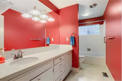 3720 E Mill Plain Blvd #2, Vancouver, WA 98661 - Photo 23