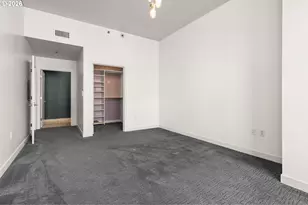 922 NW 11th Ave, Portland, OR 97209 - Photo 33