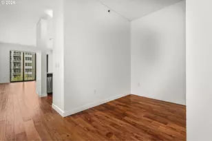 922 NW 11th Ave, Portland, OR 97209 - Photo 9