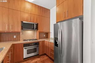 922 NW 11th Ave, Portland, OR 97209 - Photo 21