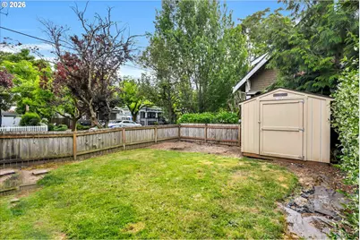 2037 SE 41st Ave, Portland, OR 97214 - Photo 35