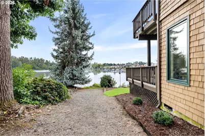 20122 NE Interlachen Ln, Fairview, OR 97024 - Photo 7