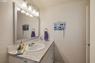 4664 Holly St, Springfield, OR 97478 - Photo 27