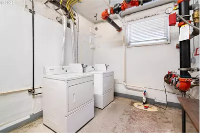 1104 SW Columbia St #203, Portland, OR 97201 - Photo 25