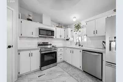 3201 NE 223rd Ave #33, Fairview, OR 97024 - Photo 13