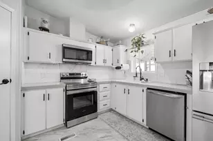3201 NE 223rd Ave, Fairview, OR 97024 - Photo 13