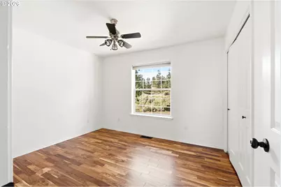 3244 SW 34th St, Redmond, OR 97756 - Photo 21