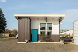 350 SE Hawthorne Ave, Dallas, OR 97338 - Photo 23