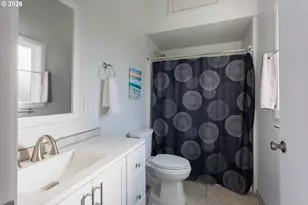 350 SE Hawthorne Ave, Dallas, OR 97338 - Photo 29