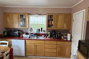 1021 4th Ave, Seaside, OR 97138 - Photo 3