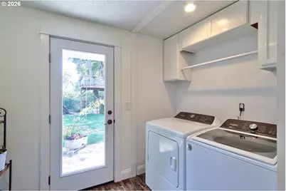 1005 NW 6th Ave, Canby, OR 97013 - Photo 13