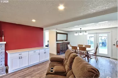 1005 NW 6th Ave, Canby, OR 97013 - Photo 7
