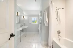 1948 SW Terrace Dr, Portland, OR 97201 - Photo 27