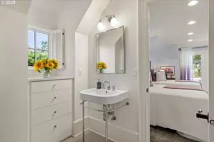 1948 SW Terrace Dr, Portland, OR 97201 - Photo 31