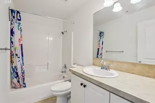 881 NE Wheelock Pl, Beaverton, OR 97006 - Photo 21