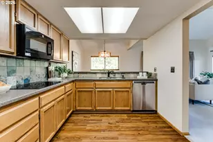 2185 Lake Isle Ct, Eugene, OR 97401 - Photo 15