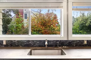 8227 N Woolsey Ave, Portland, OR 97203 - Photo 19