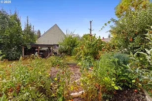 8227 N Woolsey Ave, Portland, OR 97203 - Photo 29