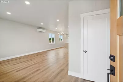 312 Eminence Ave, Winlock, WA 98596 - Photo 5