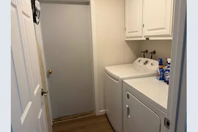 20143 NE San Rafael St, Fairview, OR 97024 - Photo 15