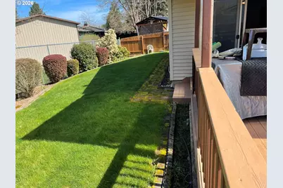 20143 NE San Rafael St, Fairview, OR 97024 - Photo 17