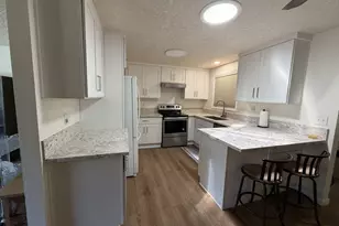 20143 NE San Rafael St, Fairview, OR 97024 - Photo 3