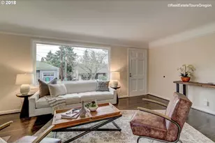 1235 SW Carson St, Portland, OR 97219 - Photo 7