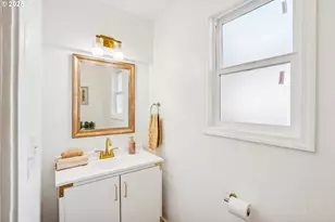 2641 SE 168th Ave, Portland, OR 97236 - Photo 5