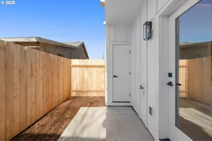 5230 SE Knapp, Portland, OR 97206 - Photo 15