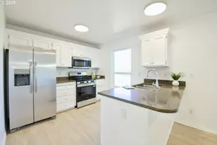 7716 SW 175th Pl, Beaverton, OR 97007 - Photo 9