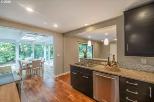 10165 SW Walker Rd, Beaverton, OR 97005 - Photo 13