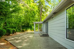 10165 SW Walker Rd, Beaverton, OR 97005 - Photo 31