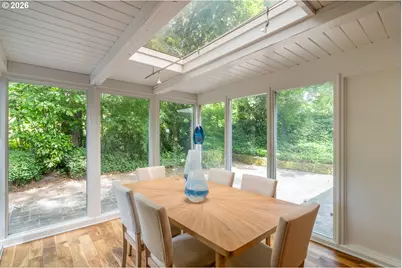 10165 SW Walker Rd, Beaverton, OR 97005 - Photo 11