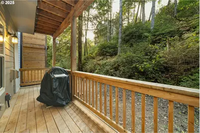 140 Breezee Way, Tillamook, OR 97141 - Photo 43