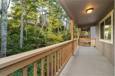 140 Breezee Way, Tillamook, OR 97141 - Photo 31