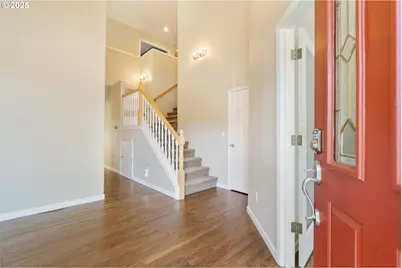 2525 NE Charlois Dr, Hillsboro, OR 97124 - Photo 3