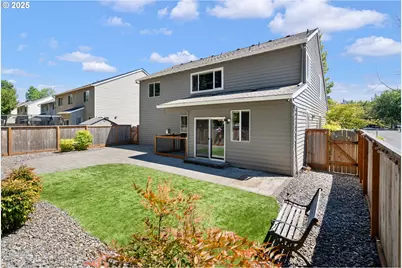 2525 NE Charlois Dr, Hillsboro, OR 97124 - Photo 45