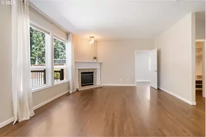 2525 NE Charlois Dr, Hillsboro, OR 97124 - Photo 7