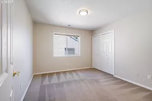 2525 NE Charlois Dr, Hillsboro, OR 97124 - Photo 37