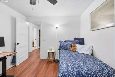 219 Cervantes #219, Lake Oswego, OR 97035 - Photo 17