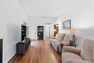 219 Cervantes #219, Lake Oswego, OR 97035 - Photo 5