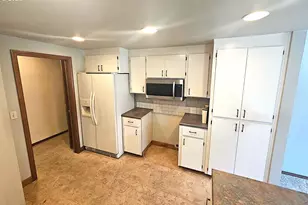 14875 NE Sacramento St, Portland, OR 97230 - Photo 9