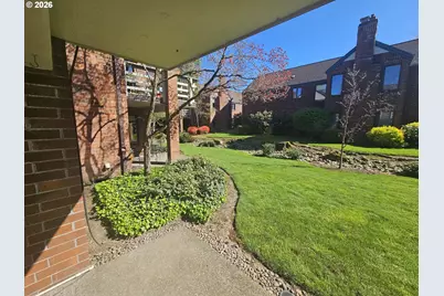 14875 NE Sacramento St #142, Portland, OR 97230 - Photo 3