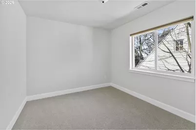 7473 NE Fremont St, Portland, OR 97213 - Photo 27