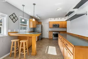 1612 Belmont Ave, Hood River, OR 97031 - Photo 13