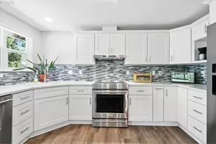 3585 NE Brogden St, Hillsboro, OR 97124 - Photo 11