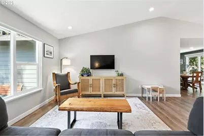 3585 NE Brogden St, Hillsboro, OR 97124 - Photo 5