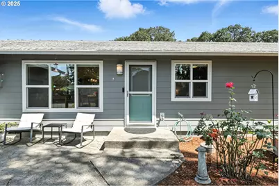 3585 NE Brogden St, Hillsboro, OR 97124 - Photo 3