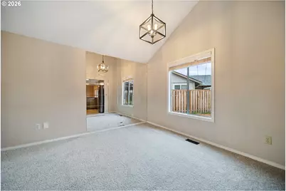 21455 SW Lois St, Beaverton, OR 97003 - Photo 7